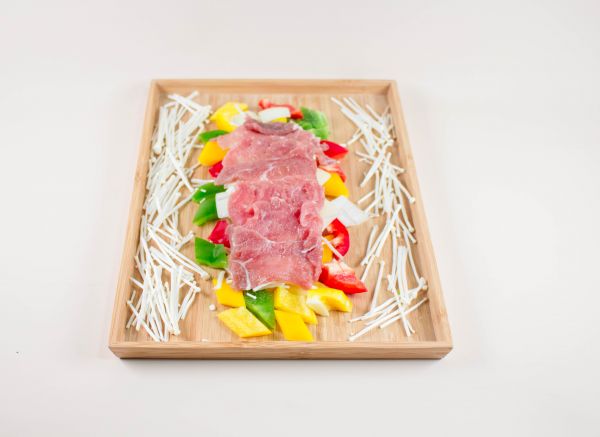 三色椒金菇牛肉(1套5款 $320)